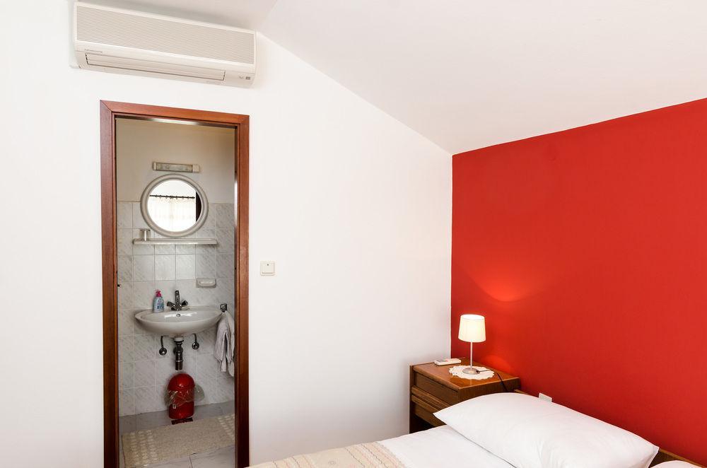 Guesthouse Moretic Orasac Exterior photo